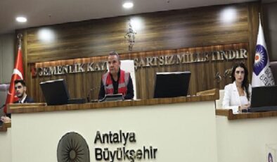 Antalya Büyükşehir Belediye Meclisi yeni dönemin ilk toplantısını yaptı