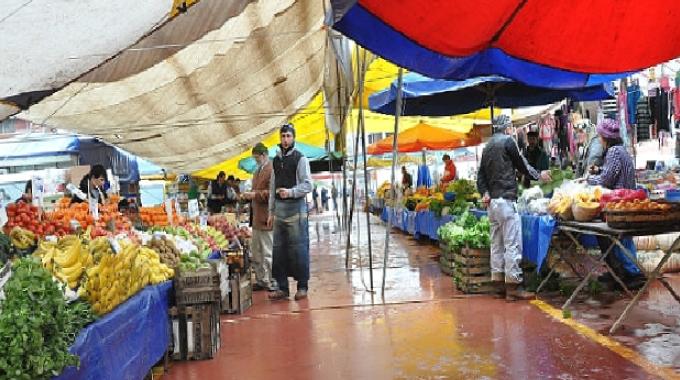 Ramazan Bayramı öncesinde Kartepe Belediyesi ilçe genelinde hazırlıklarına devam ederken, 9 günlük bayram tatilinde kurulacak olan pazarlarda belli oldu