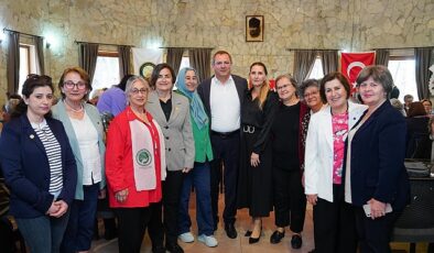 Ayvalık Belediyesi, hafta boyunca kentin farklı noktalarında Anneler Günü’nü çeşitli etkinliklerle coşkuyla kutladı