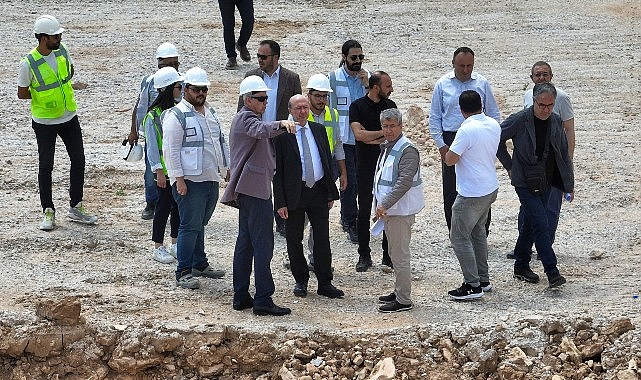 Başkan Pekyatırmacı, “Türkiye’nin en kapsamlı spor tesislerinden birini Konya’ya kazandıracak olmanın mutluluğunu yaşıyoruz” dedi.