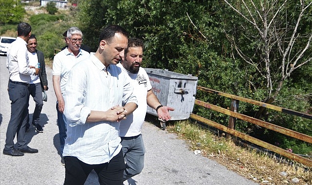 Bornova Belediye Başkanı Ömer Eşki, Bayraklı Belediyesi sınırındaki mahallesi Laka’dan Bayraklı Belediye Başkanı İrfan Önal’a ortak yatırım mesajı gönderdi