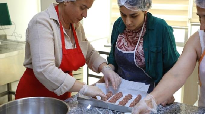 Gaziantep Mutfağı’nı ATASEM’de öğreniyorlar