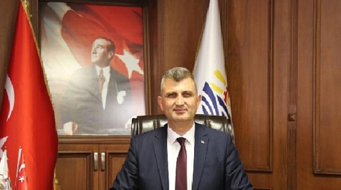 Gölcük Belediye Başkanı Ali Yıldırım Sezer 19 Mayıs, tam bağımsız devlet kurma kararının ilk adımıdır
