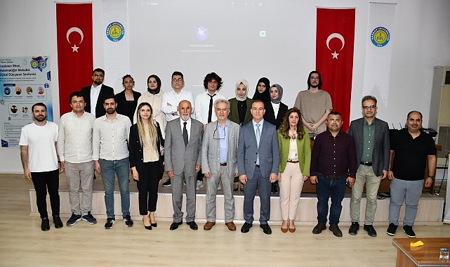 Harran Üniversitesi Teknik Bilimler Meslek Yüksekokulu, ‘Yazılımın Ritmi, Matematiğin Melodisi: Dijital Dünyanın Senfonisi’ adlı 1. Öğrenci Çalıştayını başarıyla gerçekleştirdi