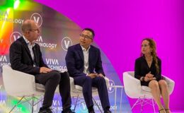 HONOR Dört Katmanlı Yapay Zeka Mimarisini Tanıtıyor! VivaTech 2024’te Daha Fazla Yapay Zeka Deneyimi için Google Cloud ile İş Birliği Yaptı