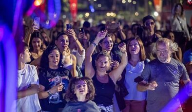 Konak’ta 19 Mayıs’a coşkulu kutlama