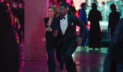 Netflix, başrollerinde Jamie Foxx ve Cameron Diaz’a yer veren Back in Action’ın yayın tarihini filmden ilk görsellerle paylaştı