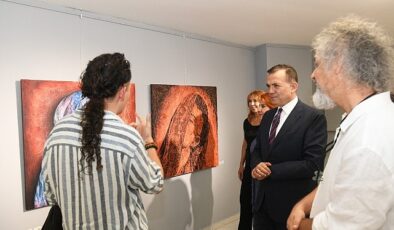 Yenişehir Belediyesi Çukurova’da üreten sanatçıları sergide buluşturdu