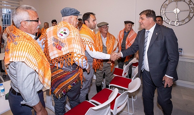 Yörüklerden Başkan Tugay’a renkli ziyaret