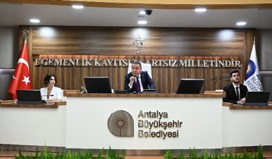 Antalya Büyükşehir Meclisi toplandı