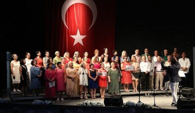 Bornova’da Türkülerle Yaza Merhaba