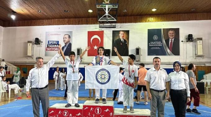 Büyükşehir Taekwondocuları İl Şampiyonu Oldu