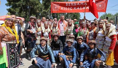 İzmirliler Belenbaşı Kiraz Festivali’nde buluştu