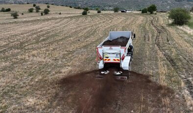 Selçuklu Belediyesi, “Kamyon Üzeri Gübre Dağıtım Makinesi” ile üreticiye bir kolaylık daha sağlayacak