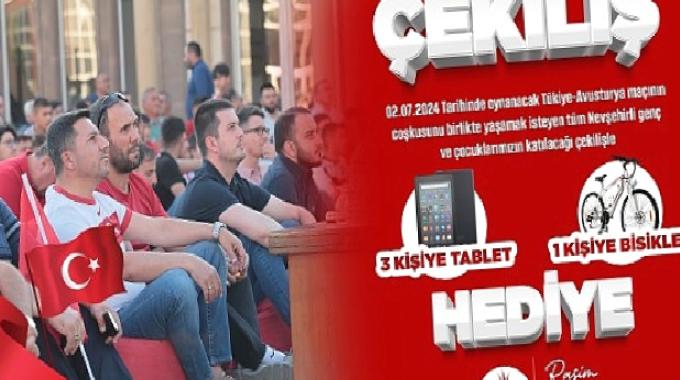 Başkan Arı’dan Milli Maç Öncesi Çocuk ve Gençlere Tablet ve Bisiklet Müjdesi