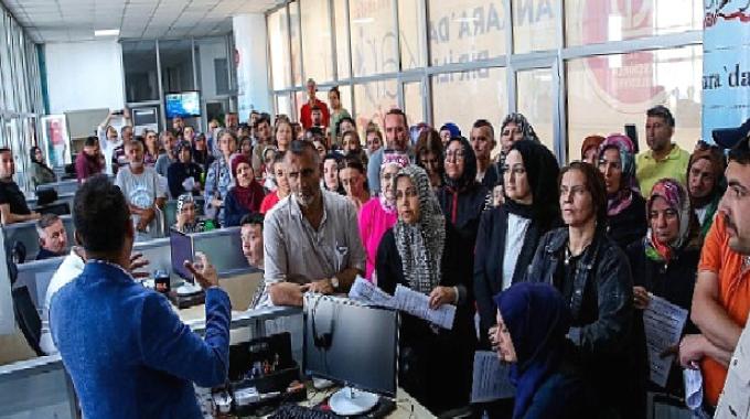 Keçiören Belediyesi bünyesinde faaliyet gösteren Kariyer Ofisi, iş arayanlar ve işverenleri bir araya getirerek istihdama katkı sağlamaya devam ediyor