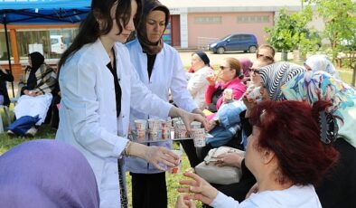 Yasemin Anne Şehir Merkezinde “Detoks Şenliği”